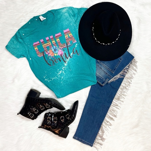 Tops - Chica Bonita T-shirt/ Small